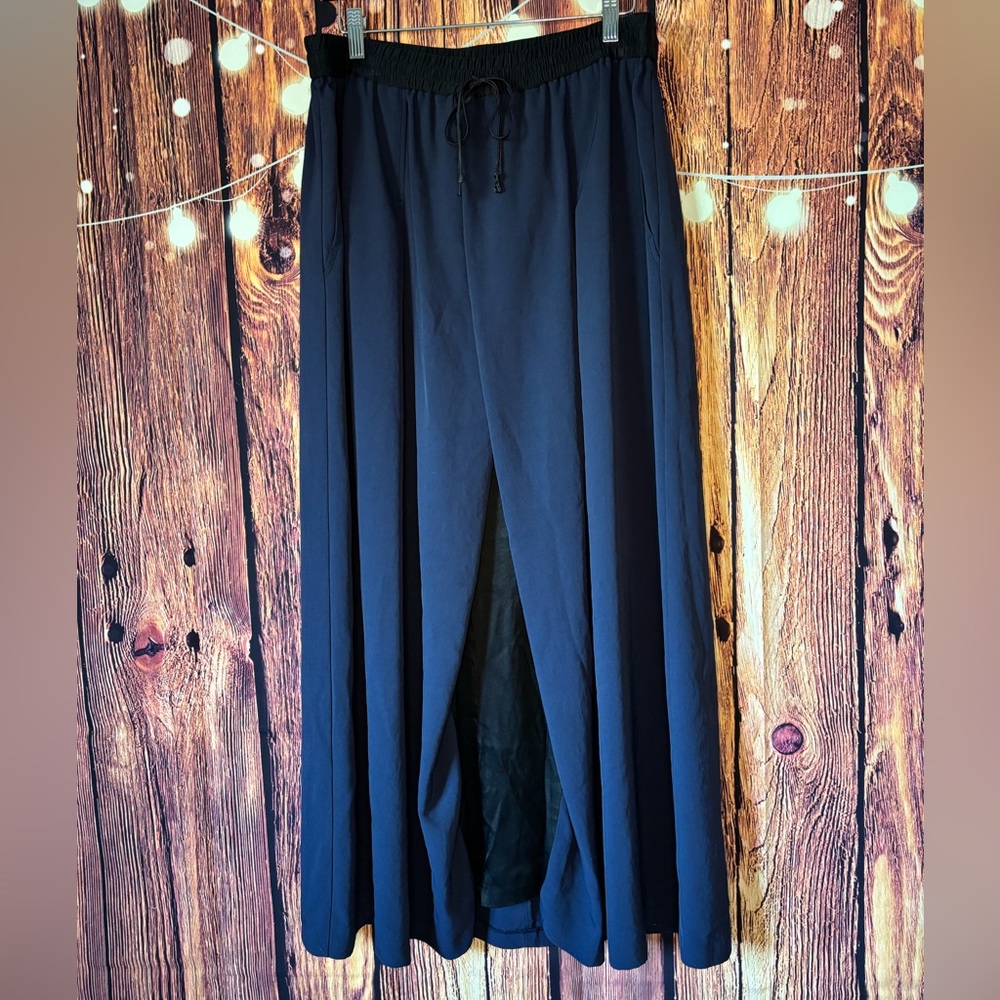 DKNY Dark Blue and Black Elastic Waist Skirt